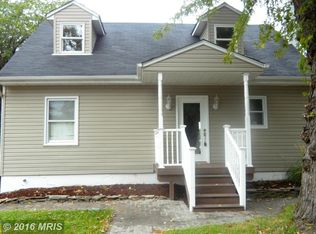 864 N Shore Dr, Glen Burnie, MD 21060