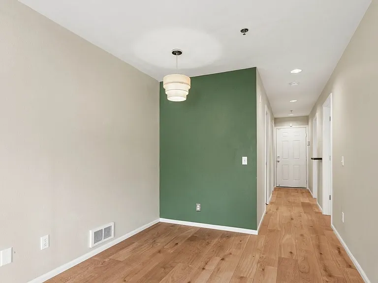 2116 California Ave SW #201 — Photo 5
