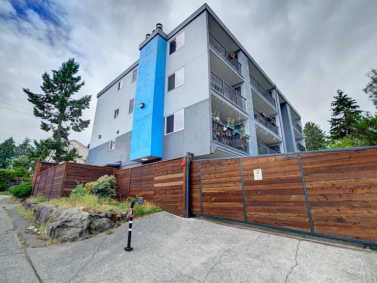 8500 Linden Ave N #B2 — Photo 12