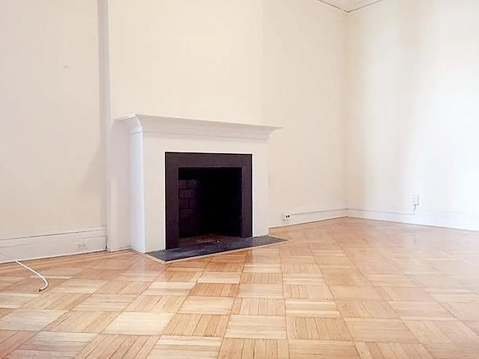 1st image of 27 E 63rd St APT 1B