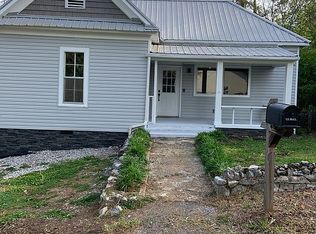 400 E 14th St, Chickamauga, GA 30707