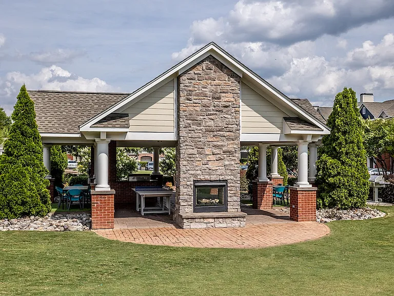 Summerhouse with Grills and Dining Area