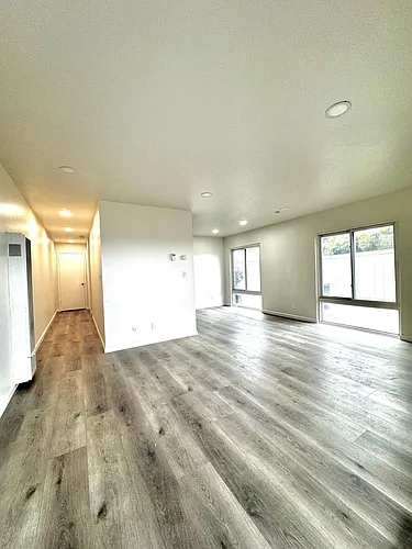 5200 Panama Ave Photo 1