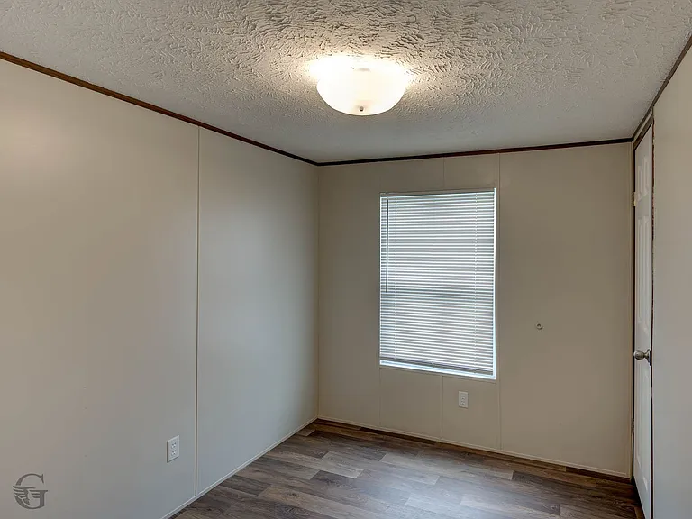 Hillside Mobile Home Park — Photo 14