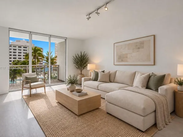 951 Brickell Ave APT 1202, Miami, FL 33131