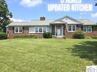 574 Church St, Ridgeway, VA 24148
