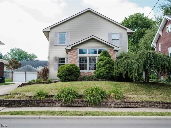 546 W Maple St, North Canton, OH 44720