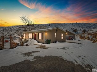 404 Prospector Rd, Dayton, NV 89403