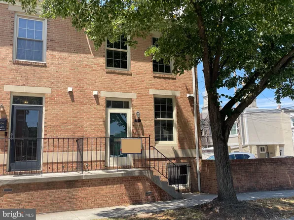 1102 S Streeper St, Baltimore, MD 21224