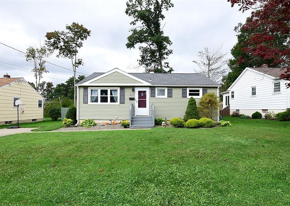 1st image of 813 Lyncourt Dr