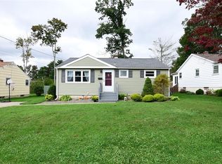 813 Lyncourt Dr, Endicott, NY 13760