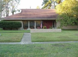 7265 Woodstock Dr, Baton Rouge, LA 70809