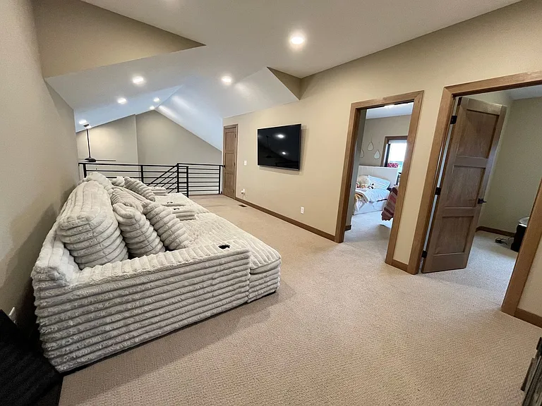 5548 W Colonial Ct — Photo 23