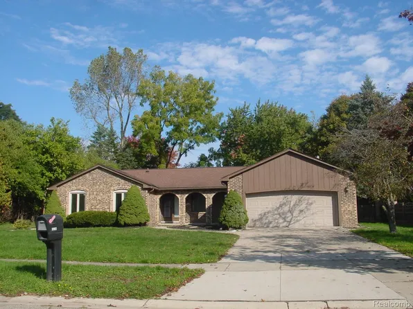 35238 Vargo St, Livonia, MI 48152