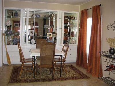 Dining with built ins