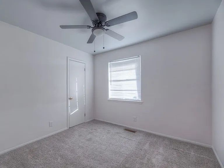 1131 S 124th East Ave — Photo 8