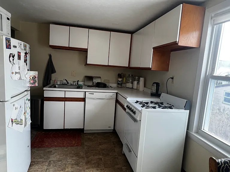 30 School St #2 — Photo 7