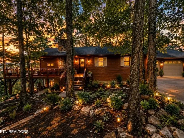 1001 Old Laurel Ln, Sevierville, TN 37876