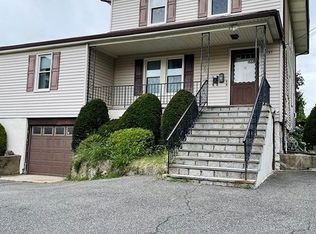 135 Wallace St, Tuckahoe, NY 10707