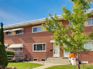 6 E Judith Ann Dr, Mount Prospect, IL 60056