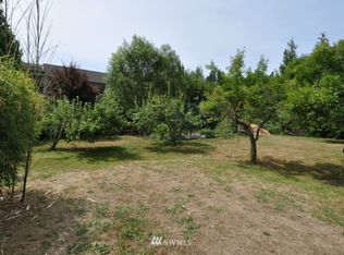 945 7th Ave NW, Issaquah, WA