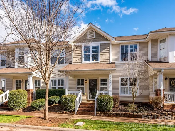 8327 Brickle Ln, Huntersville, NC 28078