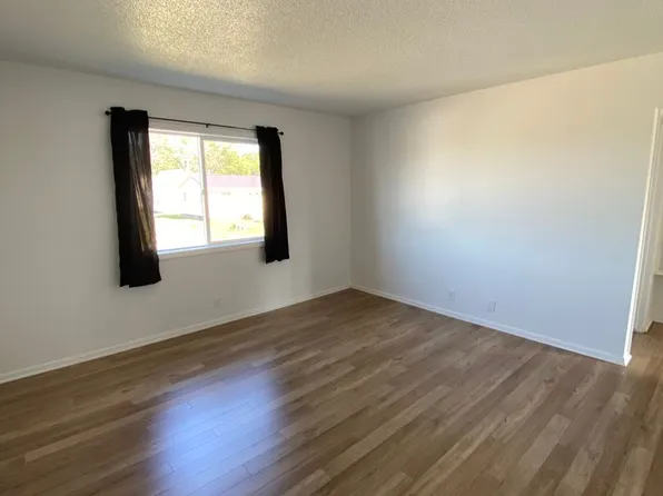 511 South 7th Ave, 511 S 7th Ave #3, Marshalltown, IA 50158