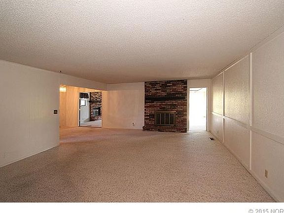 3rd image of 6707 S 123rd St