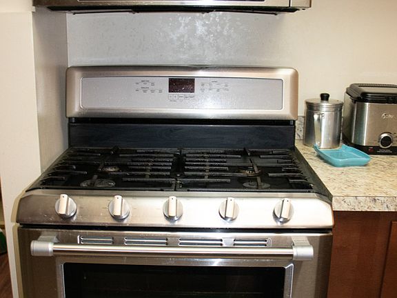 5th image of 13620 S Lamon Ave #420