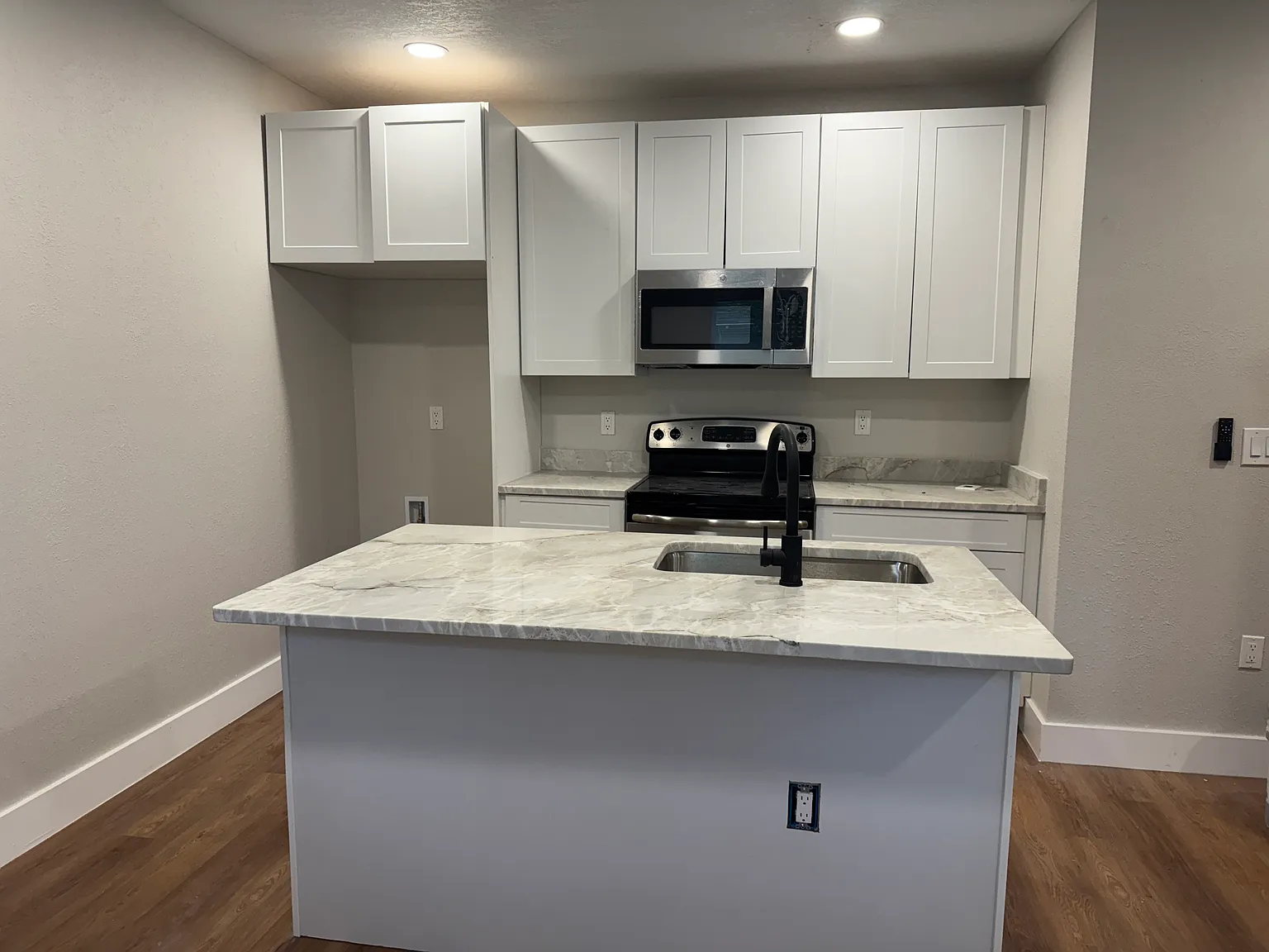 1 bed, 600 sqft, $1,750 — Photo 1