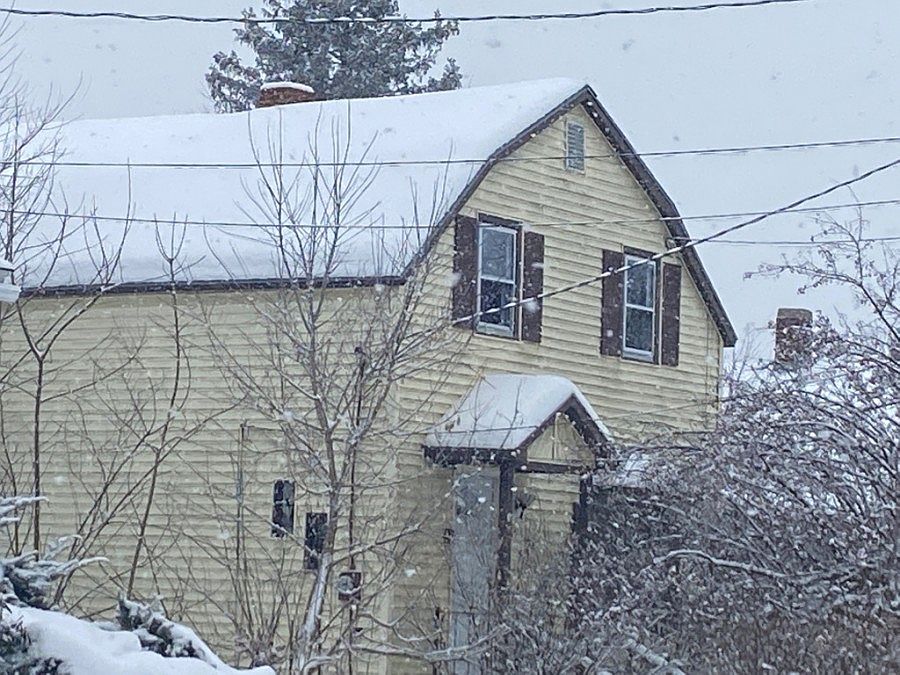2nd image of 84 Jackson Ave