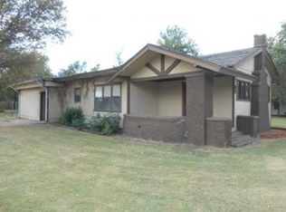 132 E Virginia St, Walters, OK 73572