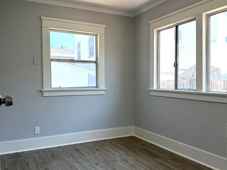 1530 & 1532 S Gaffey St — Photo 14