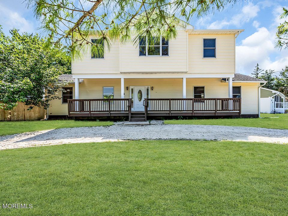 1st image of 60 Ashwood Drive