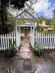 3972 Loquat Ave, Miami, FL, 33133