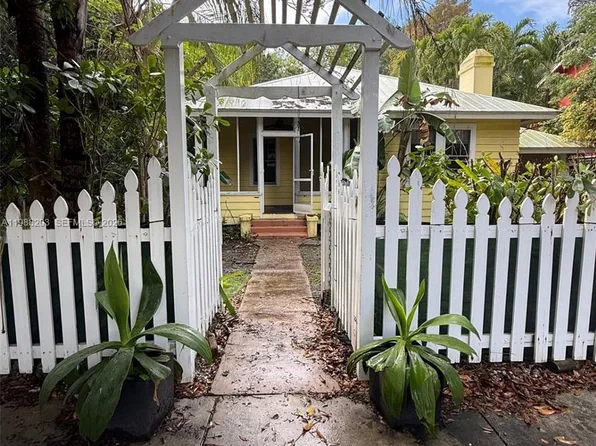 3972 Loquat Ave, Miami, FL 33133