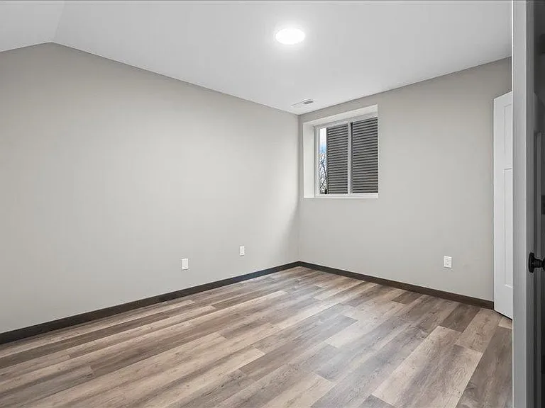 Photo of a Similar Property