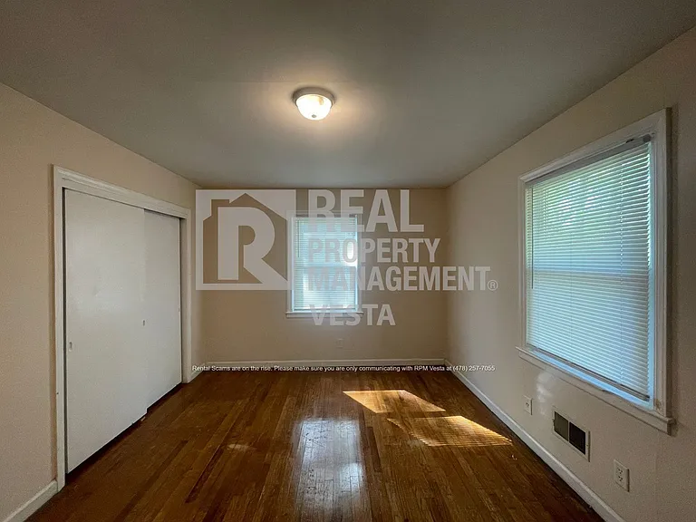 2962 Glenrock Dr — Photo 8