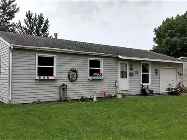 936 Avenue E, Rochelle, IL 61068