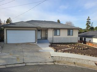 18597 Laredo Rd, Castro Valley, CA 94546