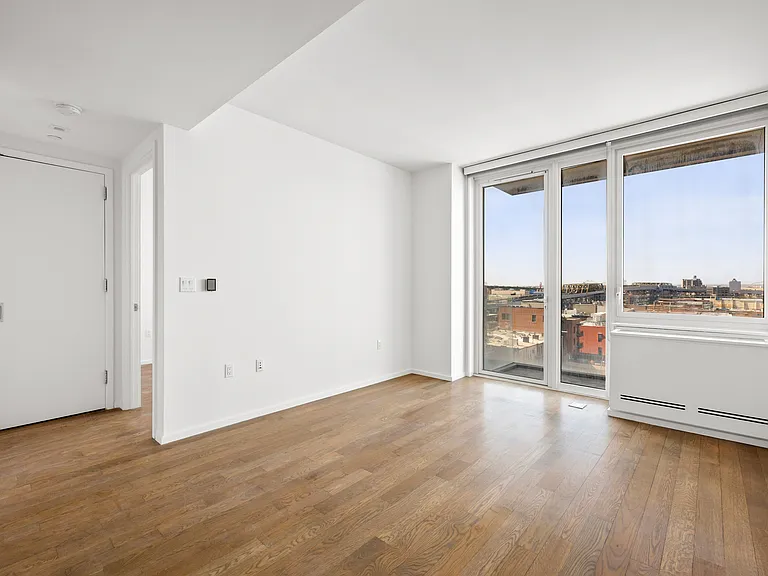 202 8th St #7C — Photo 9
