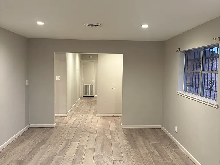 214 W Mile 2 Rd — Photo 16