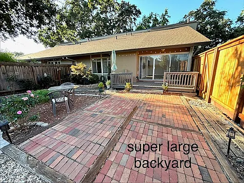 3 Massolo Dr Photo 1