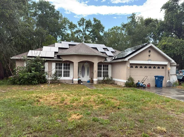 12201 House Finch Rd, Weeki Wachee, FL 34614
