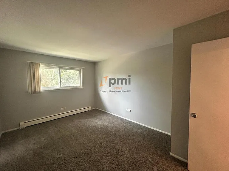 105 Harrington Ave #6 — Photo 9