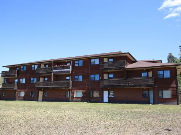 195 Chamberlain Cres #206, Tumbler Ridge, BC V0C 2W0