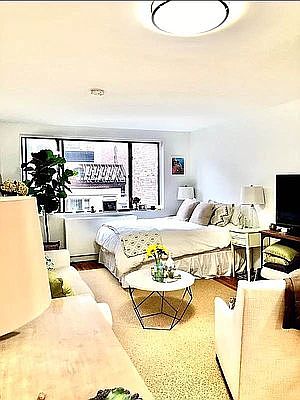5th image of 44 E 12th St APT 8D