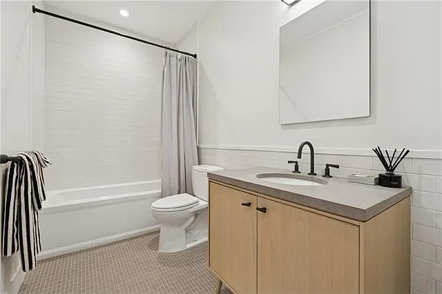 1001 Julia St #9E — Photo 16