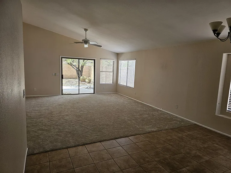2329 W Gambit Trl — Photo 3