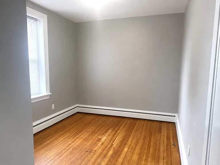 154 Hudson St #3 — Photo 9